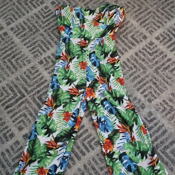 No Boundaries Pants - Hawaiian Floral Aloha Romper Floral XL Summer NEW